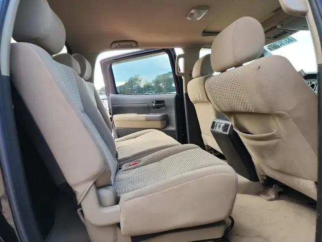 2011 TOYOTA TUNDRA CREWMAX SR5