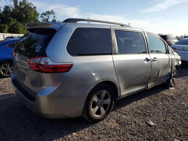2017 TOYOTA SIENNA LE
