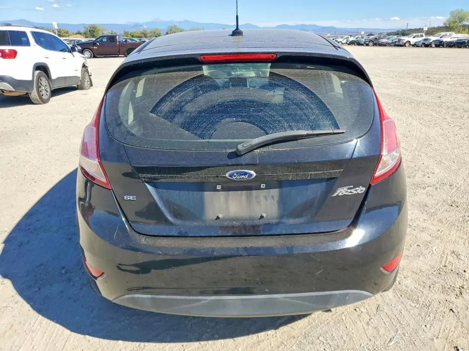 2016 FORD FIESTA SE  