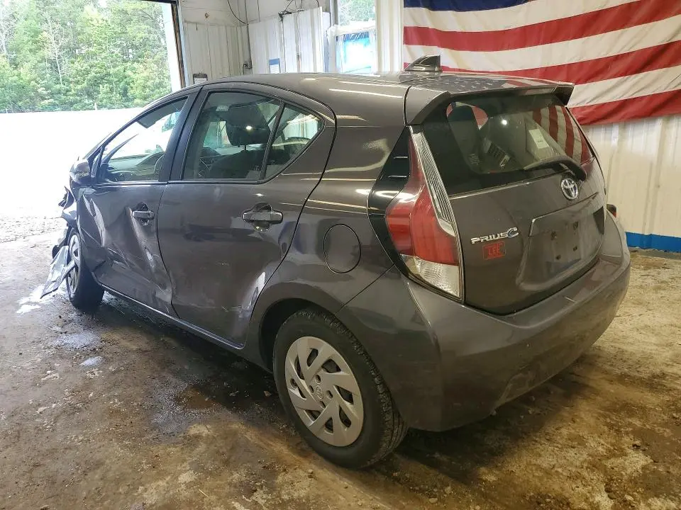 2016 TOYOTA PRIUS C TWO  