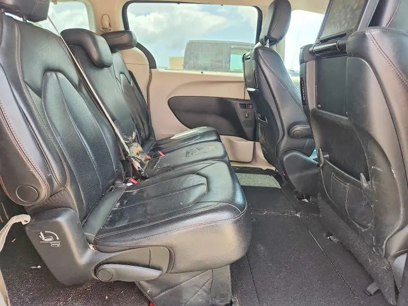 2017 CHRYSLER PACIFICA TOURING L PLUS  