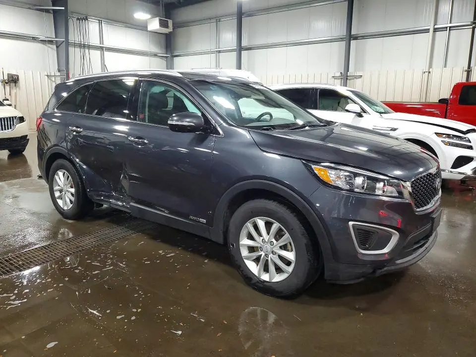 2018 KIA SORENTO LX V6  