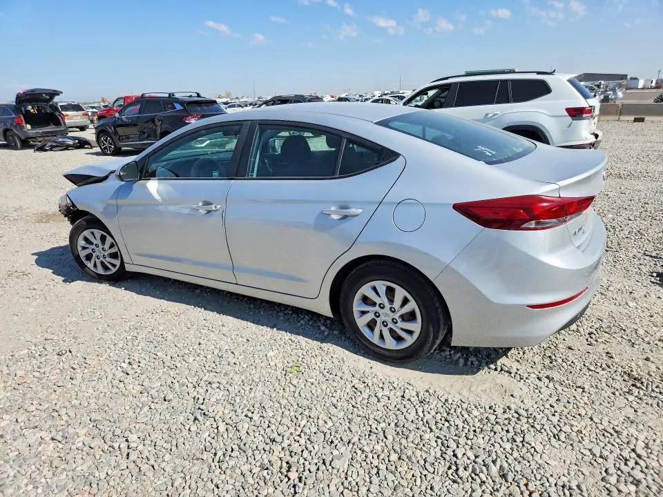 2018 HYUNDAI ELANTRA SE  