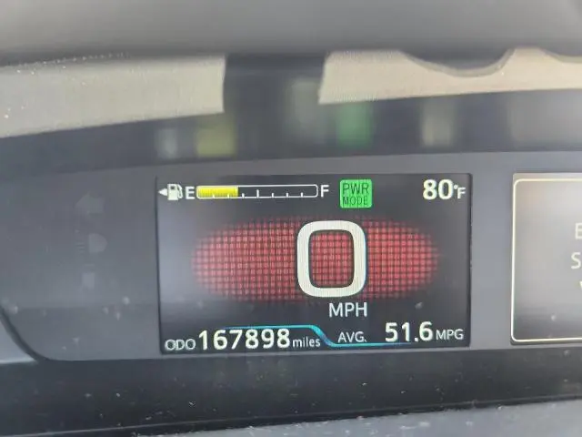 2021 TOYOTA PRIUS LE  
