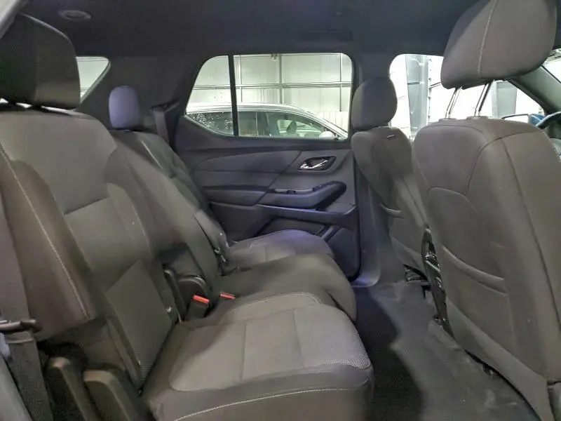 2023 CHEVROLET TRAVERSE LT  