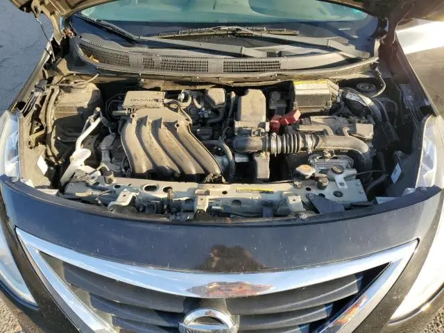 2015 NISSAN VERSA S  