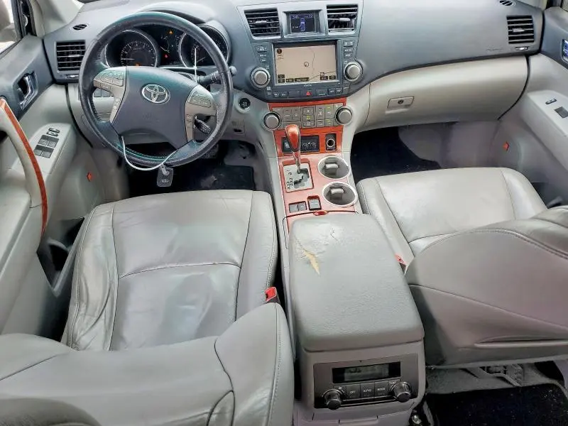 2010 TOYOTA HIGHLANDER LIMITED  