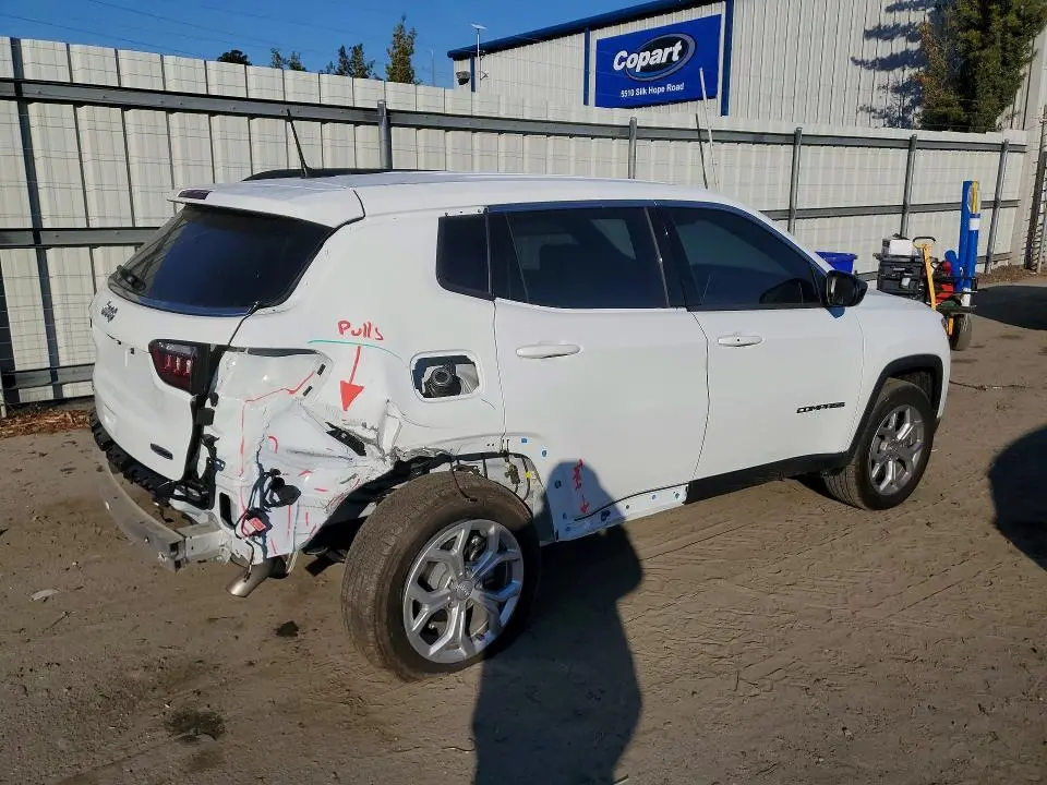 2024 JEEP COMPASS LATITUDE  