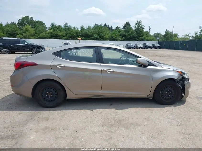 2016 HYUNDAI ELANTRA SE