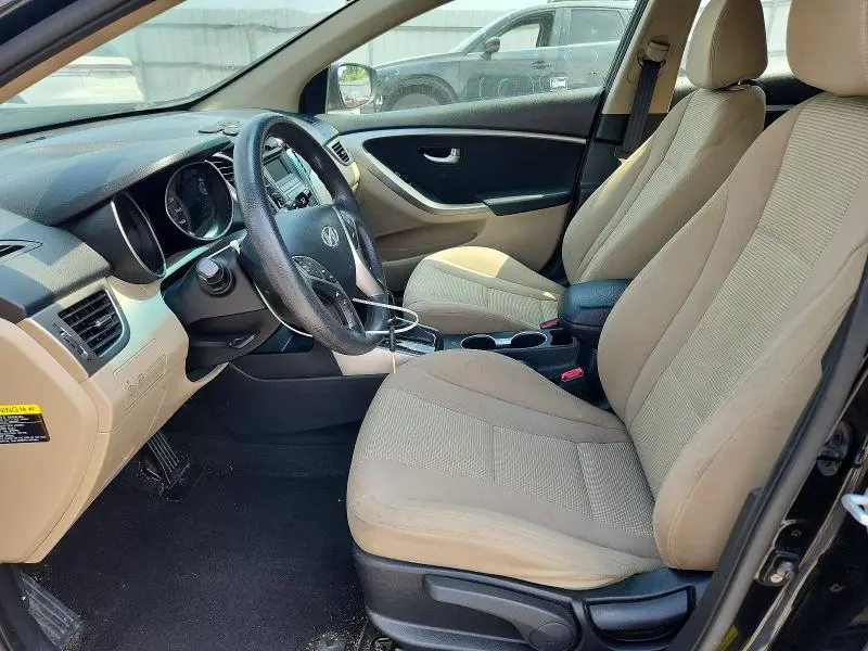 2017 HYUNDAI ELANTRA GT BASE  