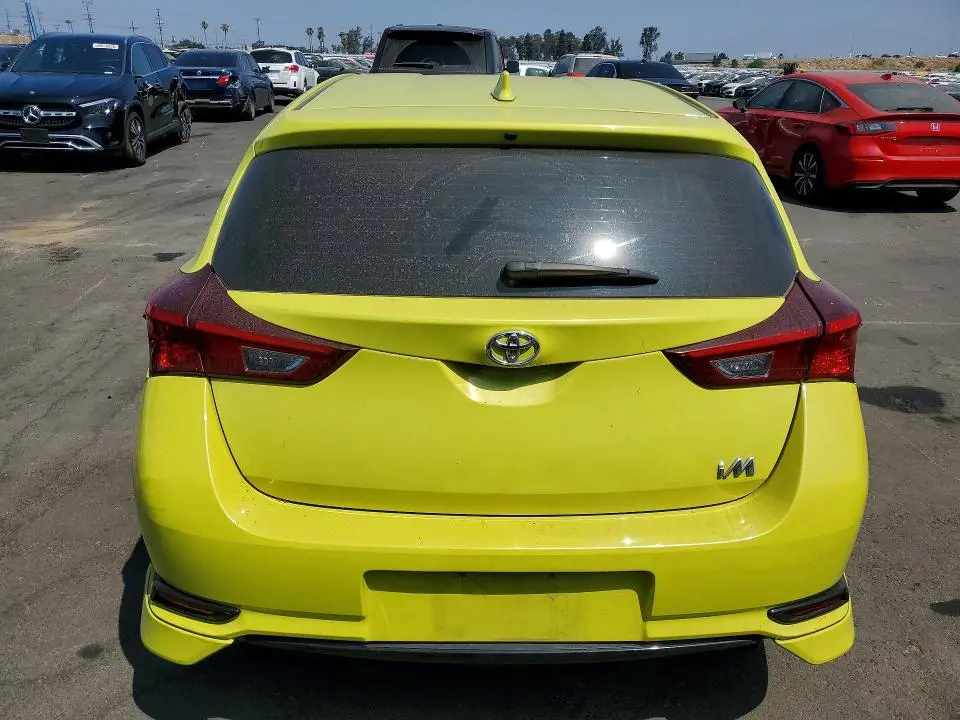 2017 TOYOTA COROLLA IM   