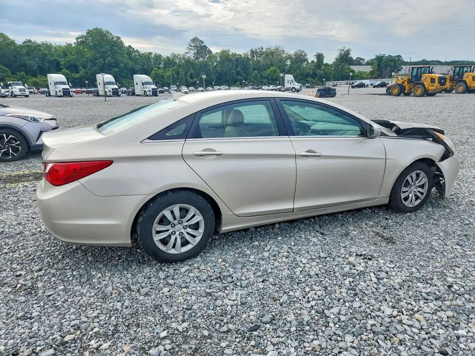 2011 HYUNDAI SONATA   