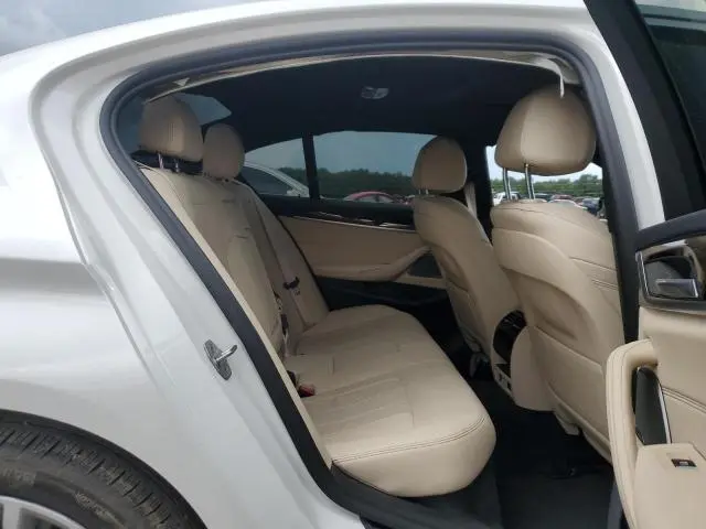 2021 BMW 530 I  