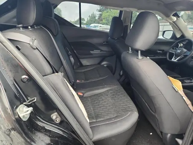 2021 NISSAN KICKS SV  