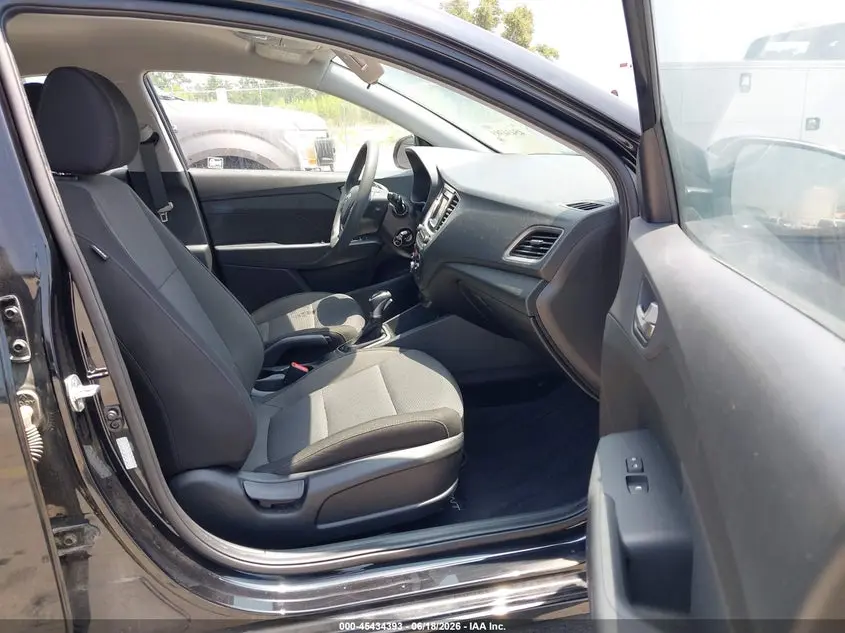 2020 HYUNDAI ACCENT SE