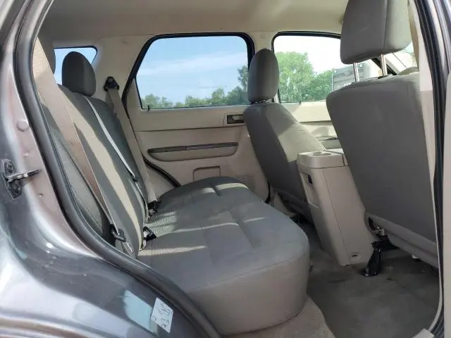 2011 FORD ESCAPE XLS  