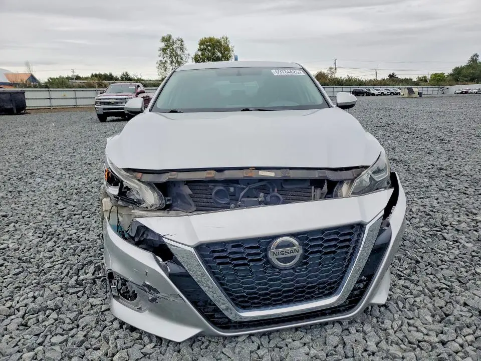 2019 NISSAN ALTIMA S  