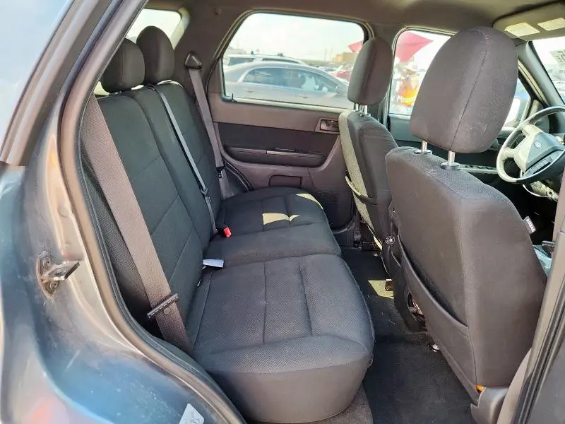 2010 FORD ESCAPE XLT  