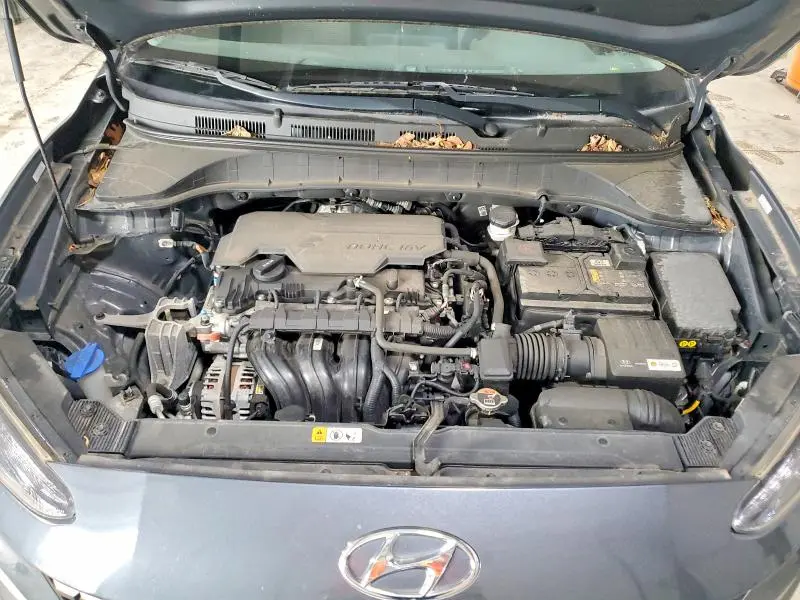 2022 HYUNDAI KONA SE  