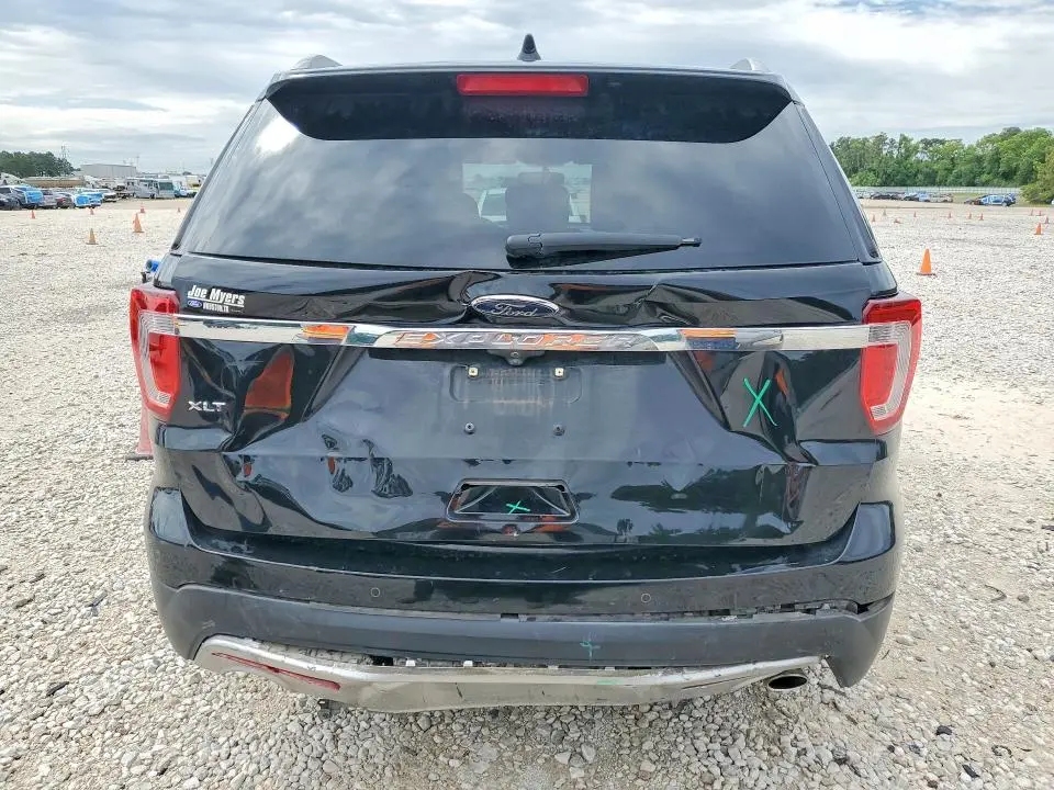 2017 FORD EXPLORER XLT  