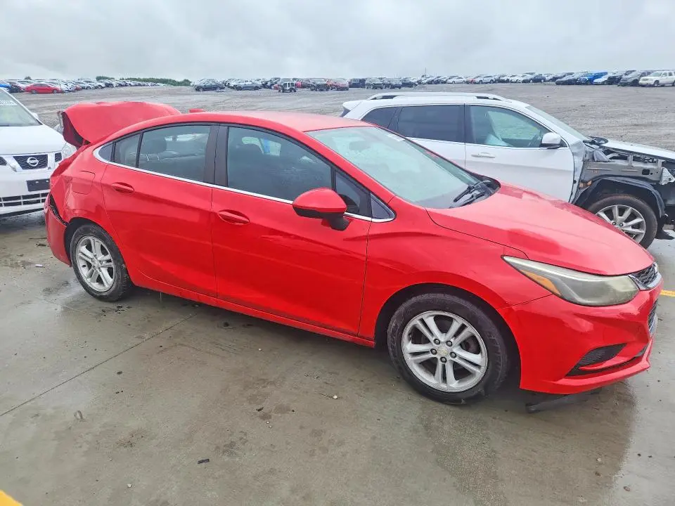 2017 CHEVROLET CRUZE LT  