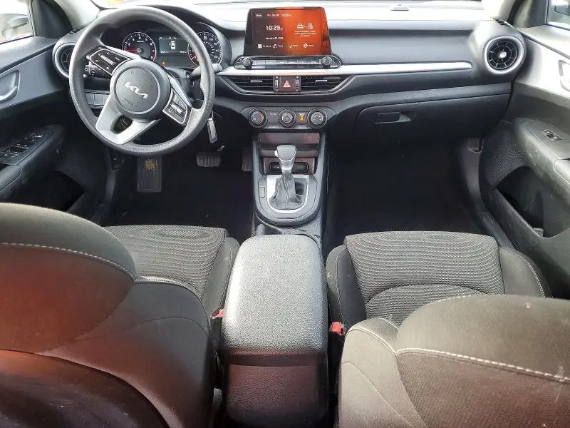 2024 KIA FORTE LX  