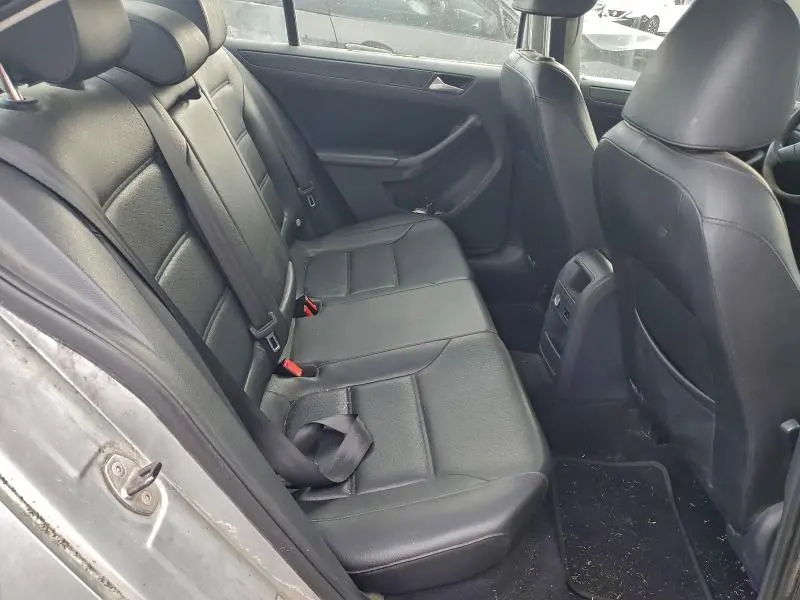 2014 VOLKSWAGEN JETTA SE  