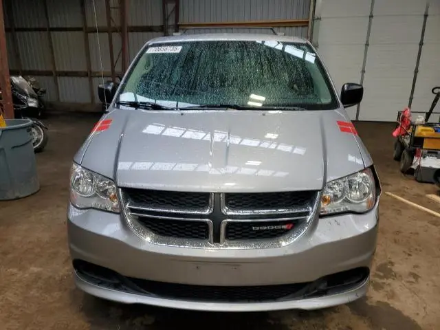 2017 DODGE GRAND CARAVAN SE  