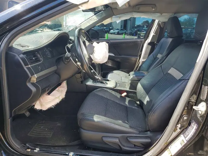 2014 TOYOTA CAMRY SE  