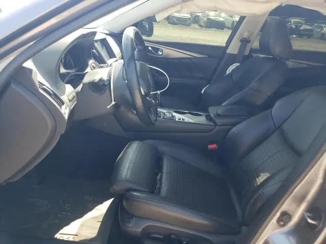 2018 INFINITI Q50 LUXE  