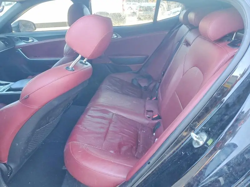 2018 KIA STINGER GT1  