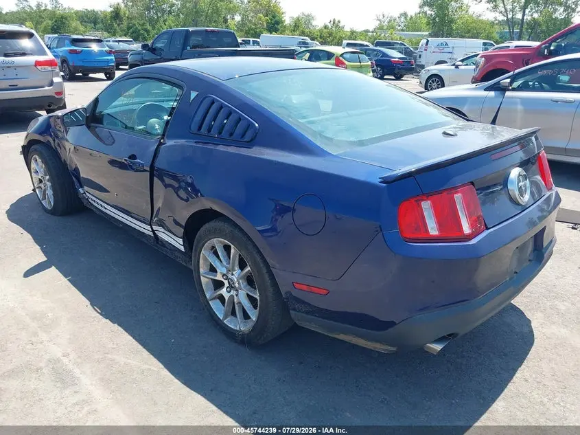2011 FORD MUSTANG V6 PREMIUM