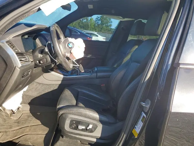 2020 BMW X5   