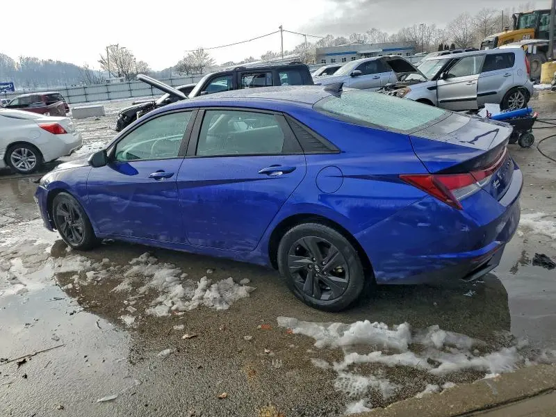 2021 HYUNDAI ELANTRA SEL  