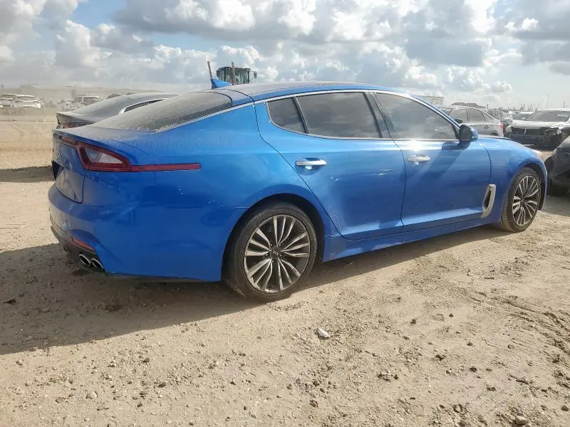 2018 KIA STINGER PREMIUM  