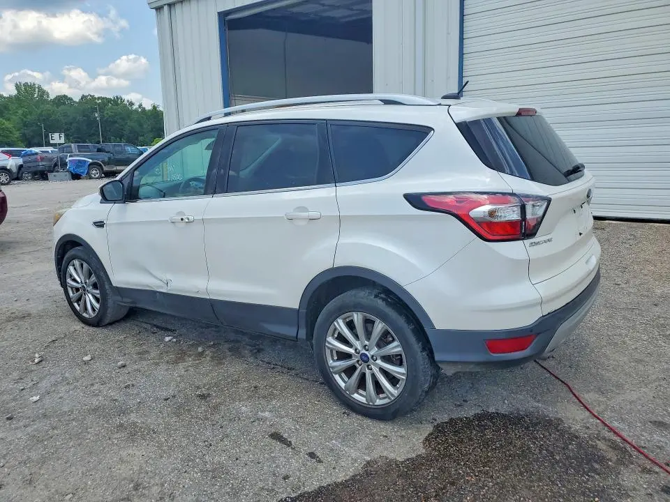 2017 FORD ESCAPE TITANIUM  