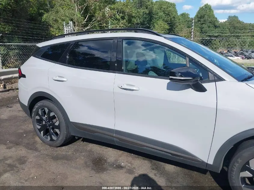 2023 KIA SPORTAGE X-LINE