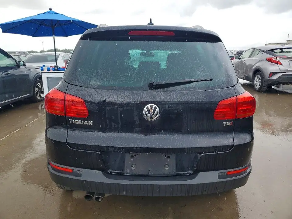 2017 VOLKSWAGEN TIGUAN   
