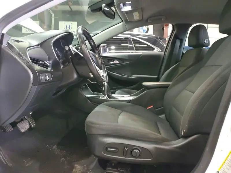 2017 CHEVROLET MALIBU LT  