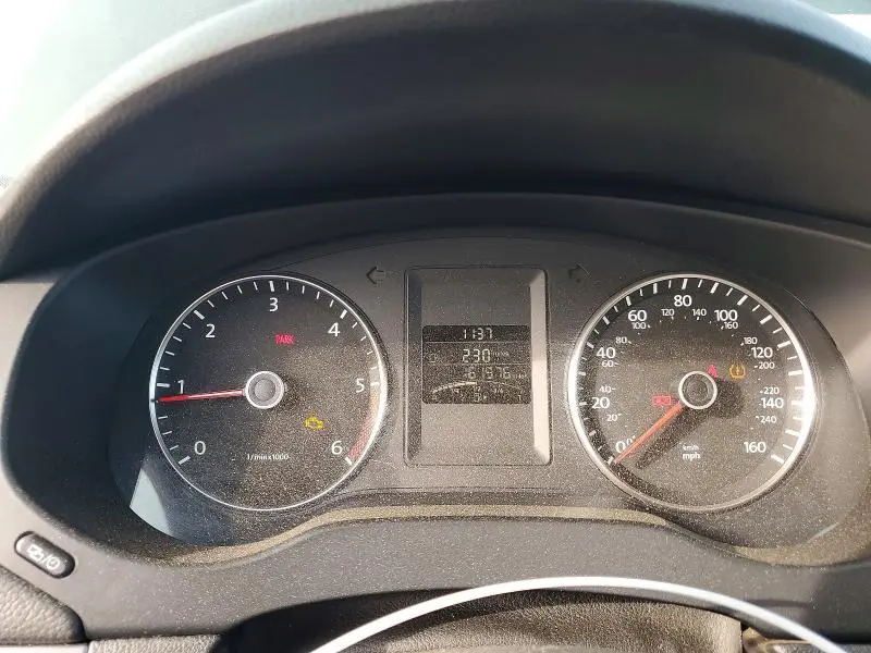 2013 VOLKSWAGEN JETTA TDI  