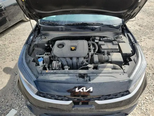 2023 KIA FORTE LX
