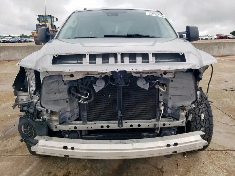 2018 TOYOTA TUNDRA CREWMAX SR5  