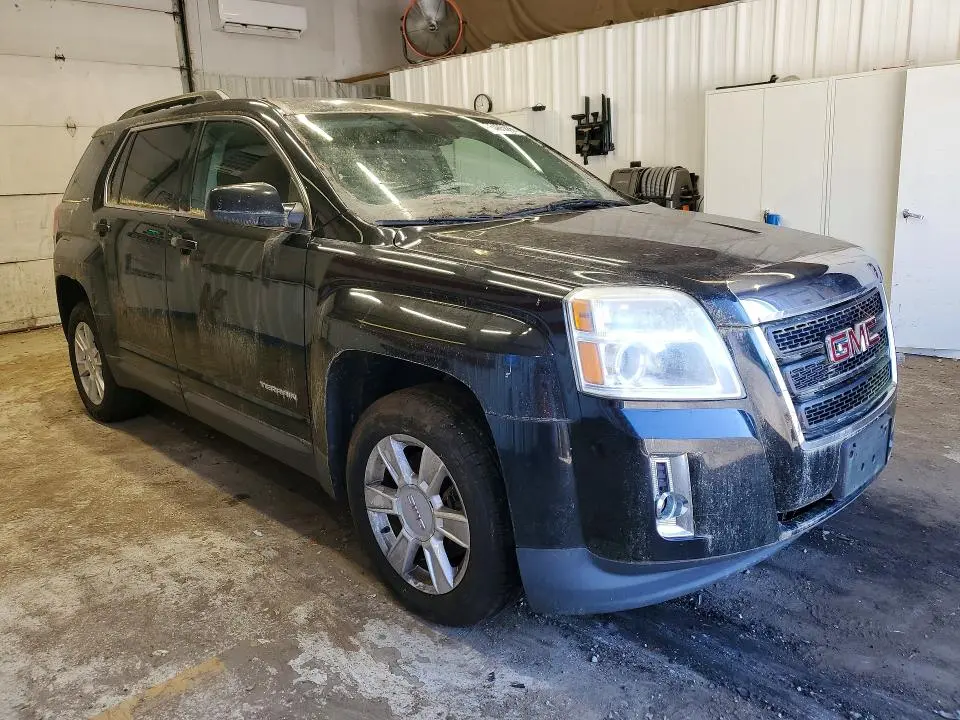 2013 GMC TERRAIN SLE  