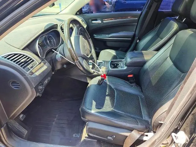 2017 CHRYSLER 300C   