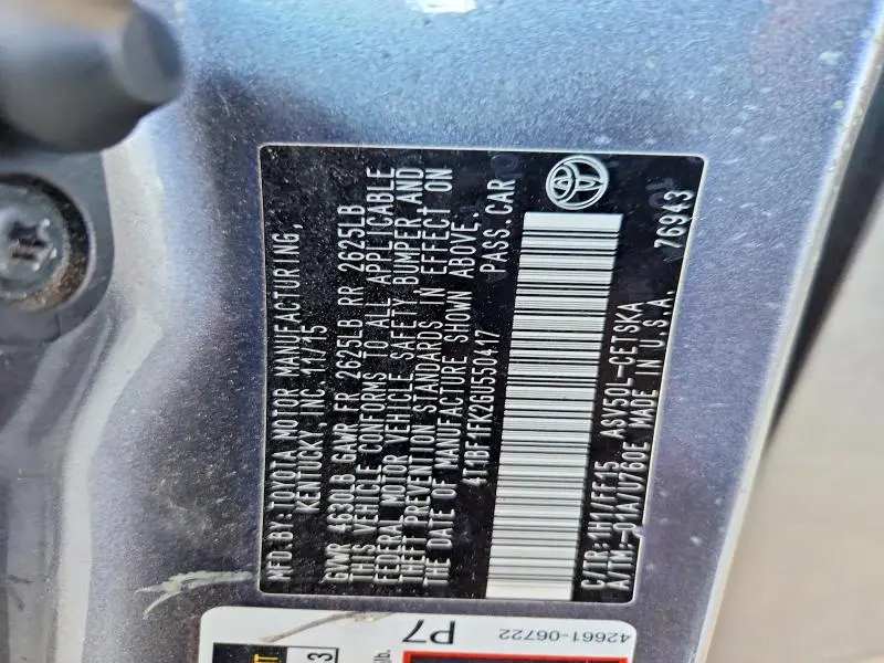 2016 TOYOTA CAMRY LE  