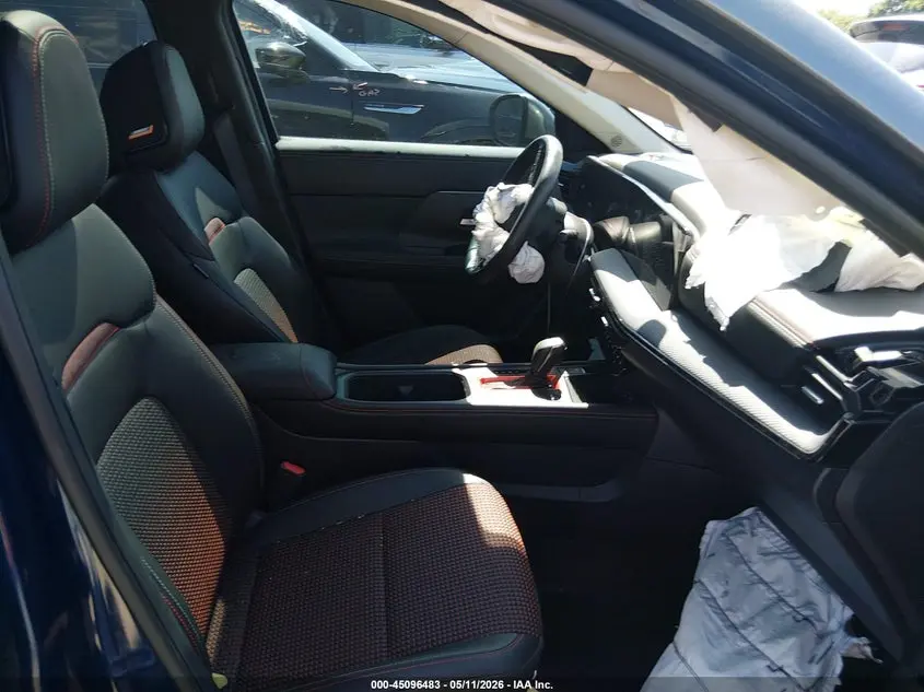 2025 NISSAN KICKS SR FWD