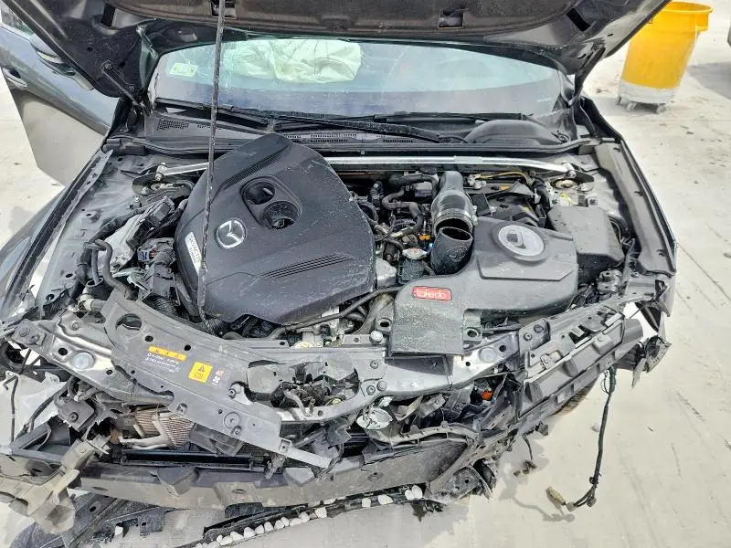 2025 MAZDA 3 PREMIUM PLUS  