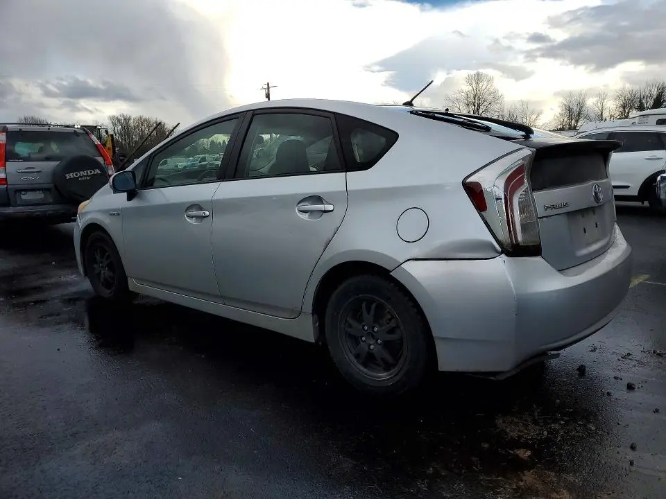 2013 TOYOTA PRIUS TWO  