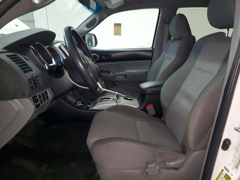 2015 TOYOTA TACOMA V6  