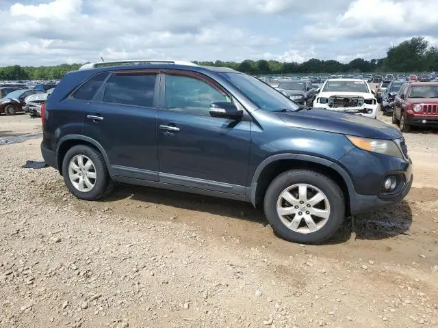 2013 KIA SORENTO LX  